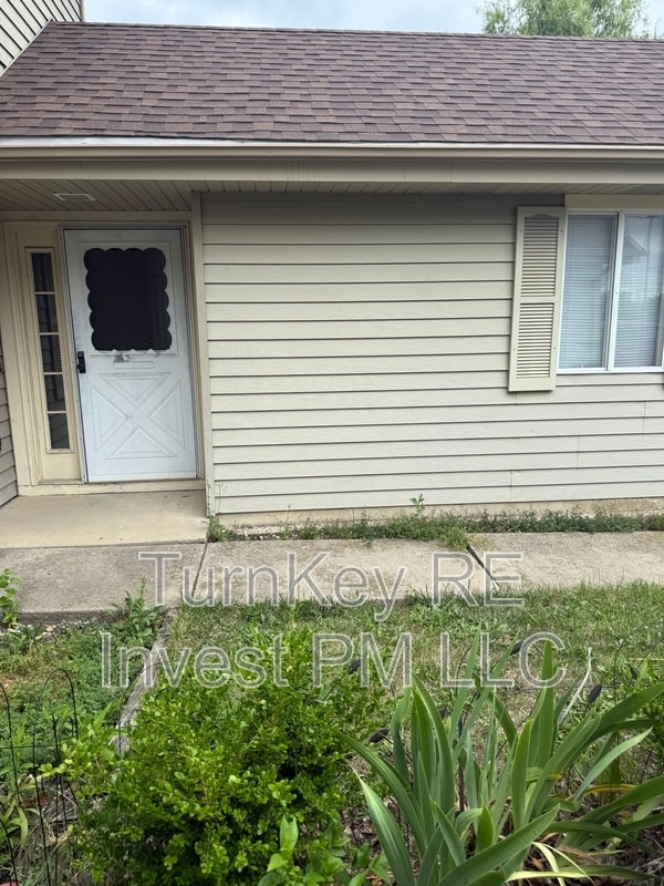 Building Photo - 1481 Andover Dr