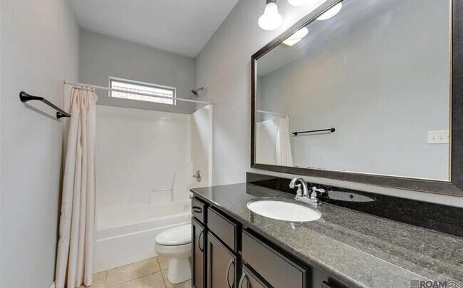 Building Photo - 7853 Seville Ct