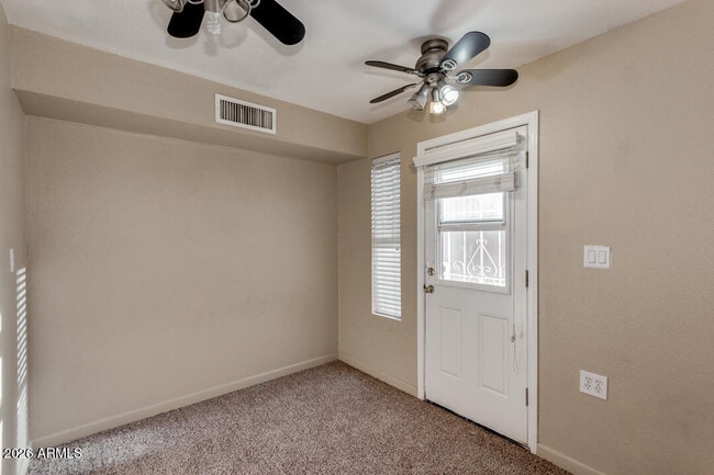 Building Photo - 211 E Geneva Dr