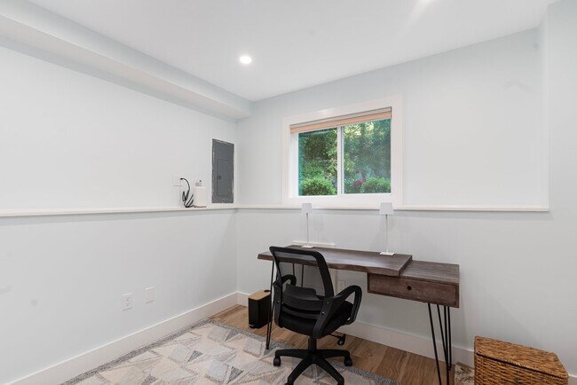 Building Photo - 117 Indian Ave