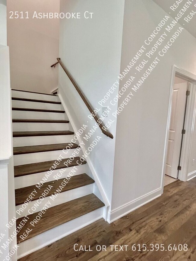 Building Photo - 2511 Ashbrooke Ct