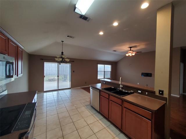 Building Photo - 6040 Stirrup Iron Dr