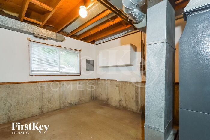 Building Photo - 310 Brookwood Trail