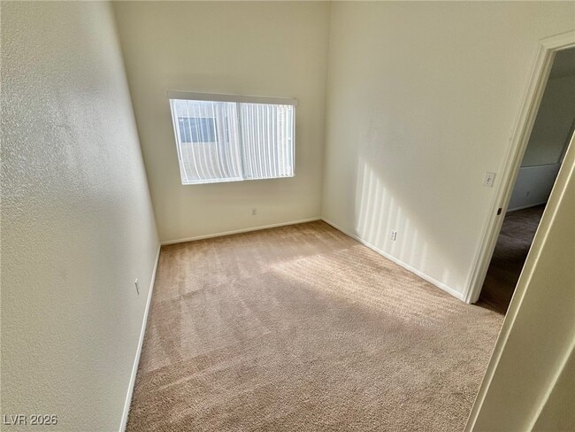 Building Photo - 54 Ruffled Feather Way