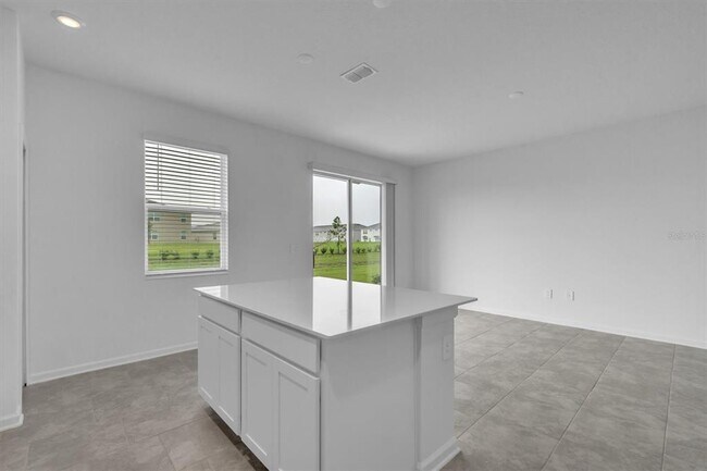 Building Photo - 3157 Laurent Lp