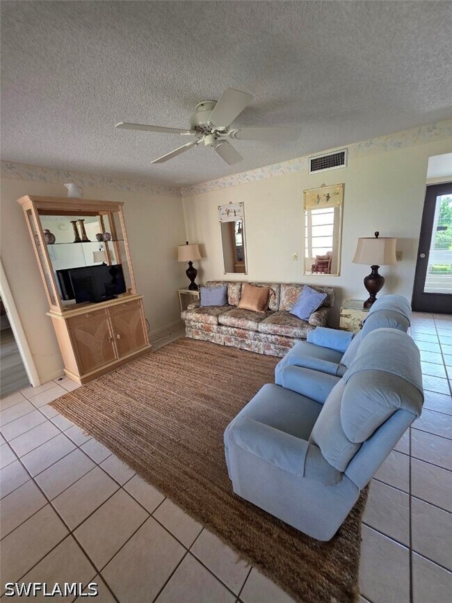 Building Photo - 3655 Boca Ciega Dr