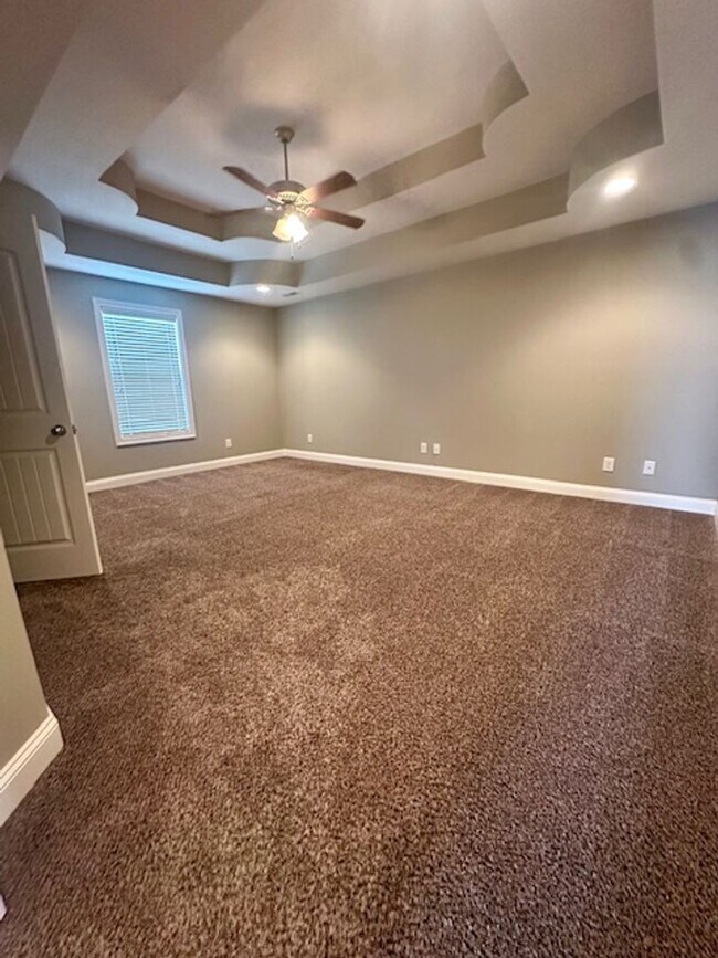 Building Photo - 2015 Dorsey Ct