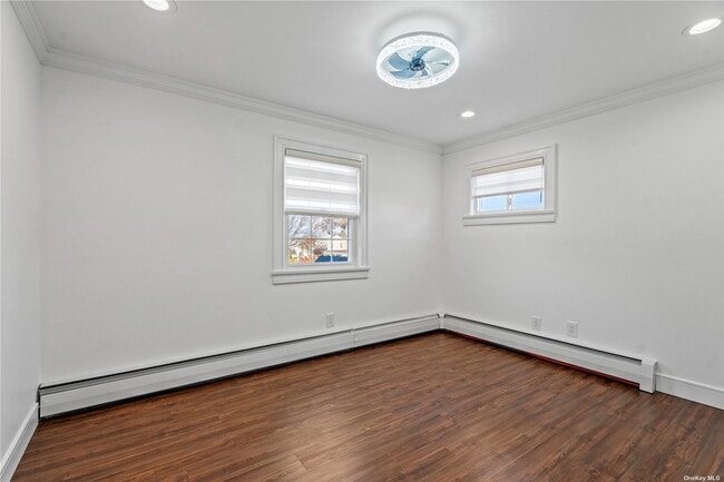 Building Photo - 2714 Ellen Rd