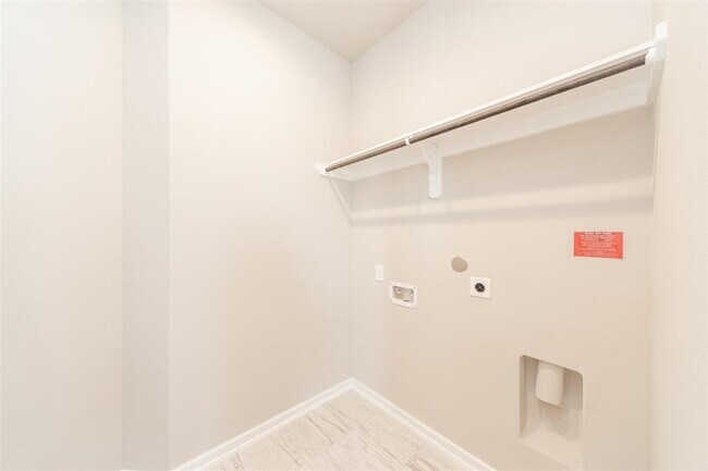 Building Photo - 2131 Wisteria Cove Dr