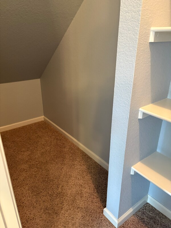 Building Photo - 511 Sweet Gum Ct