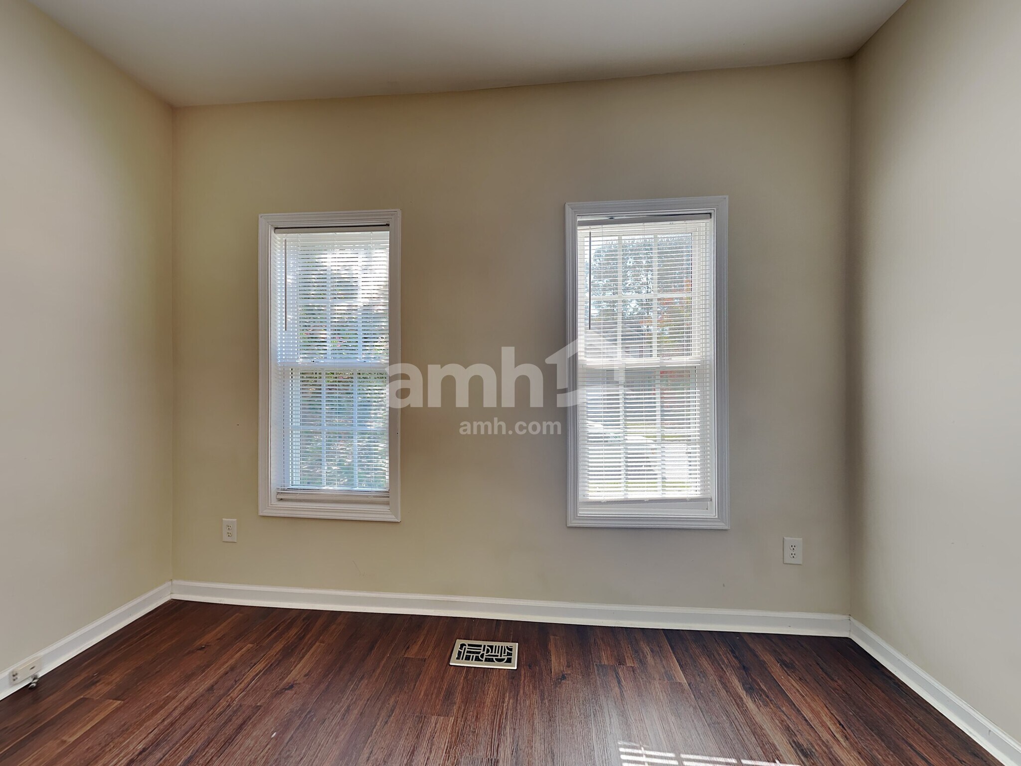 Building Photo - 815 Brookhannah Ct