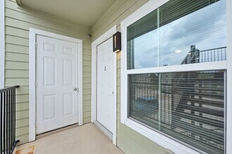 Building Photo - 282 Plez Morgan