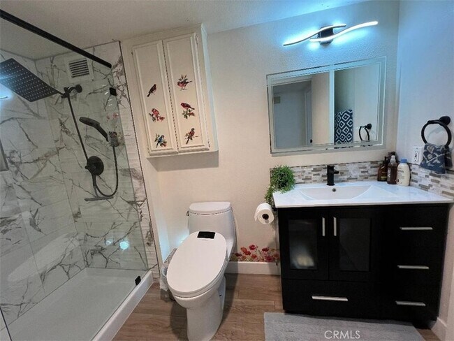 Building Photo - 24055 Paseo Del Lago W