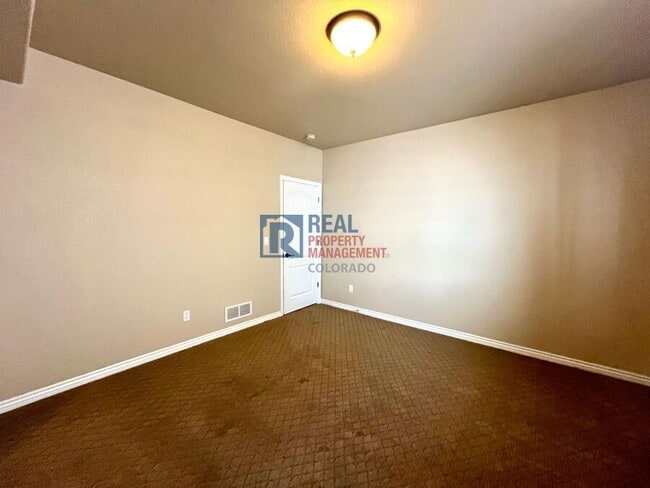 Building Photo - 2633 Cinnabar Rd