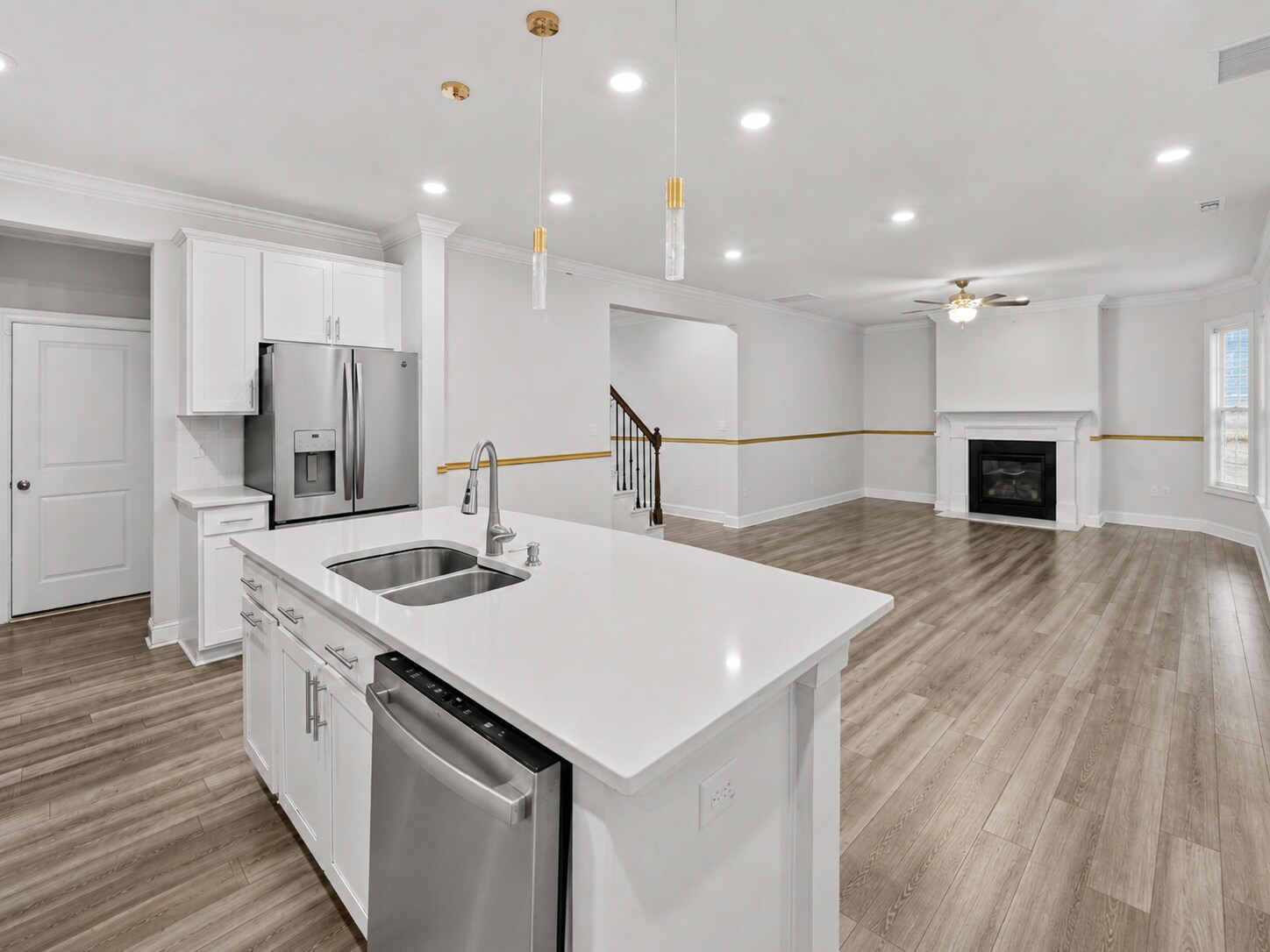 Building Photo - 736 Precipice Way