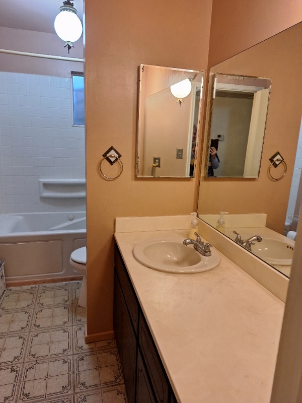 Building Photo - 8900 N 13th St