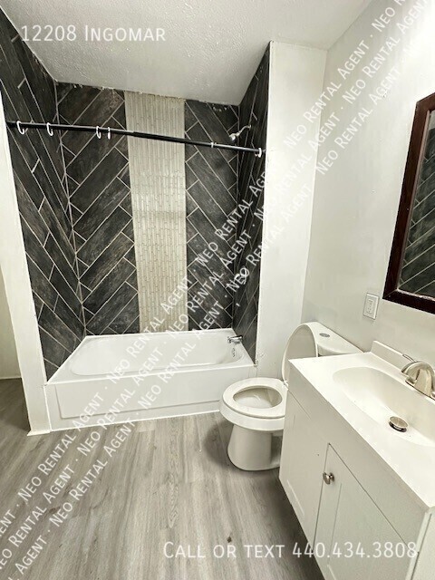 Building Photo - 12208 Ingomar-