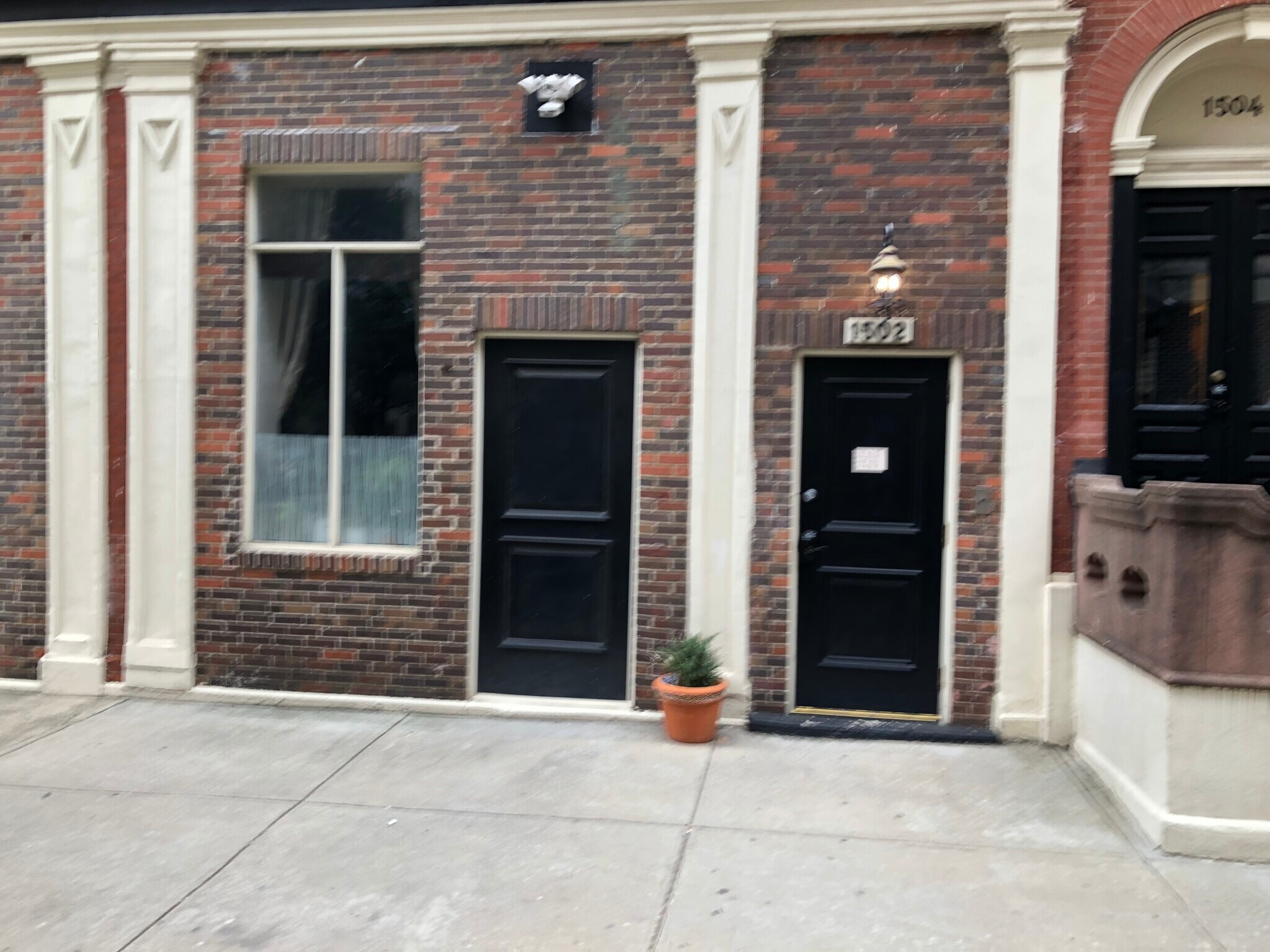 Front Door -- Unit 1 - 1502 Mount Vernon St