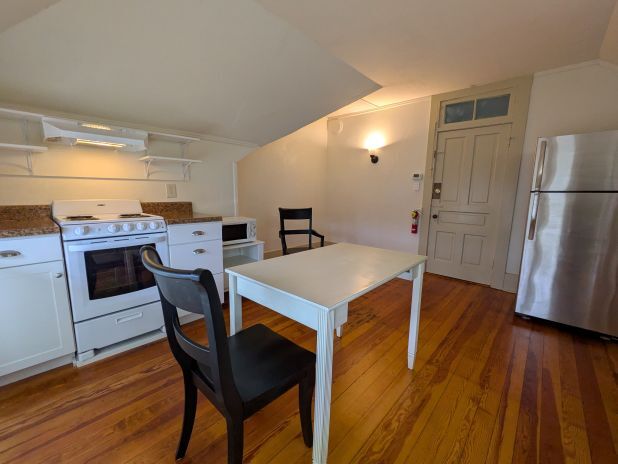 Nook for Dining or Office Space - 220 Melrose Cir