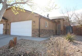 Building Photo - Cute Hurricane Home - with a private backy...