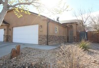 Building Photo - Cute Hurricane Home - with a private backy...