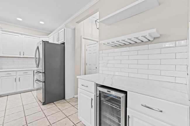 Building Photo - 2637 Forest Meadow Ln