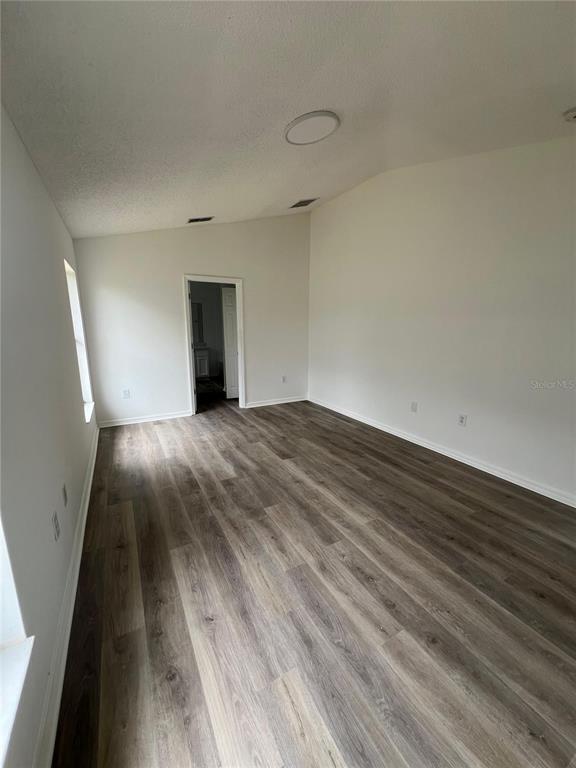 Building Photo - 470 Windrush Dr