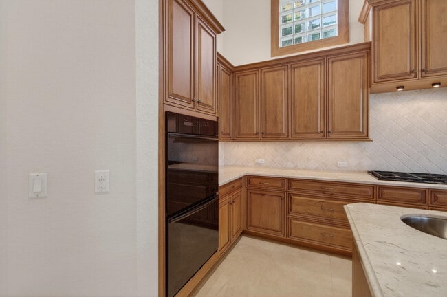 Building Photo - 331 Mizner Lake Estates Dr