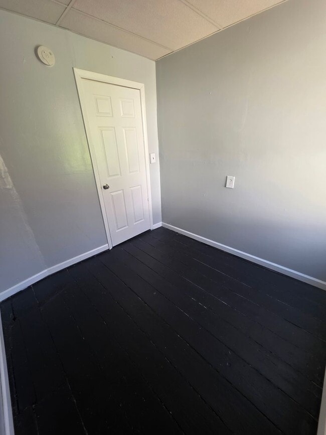 Building Photo - 30-32 Willow Street