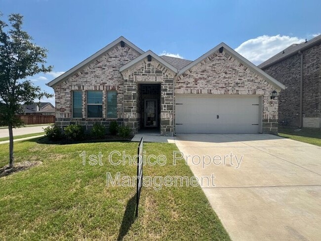 Building Photo - 2101 Sun Star Dr