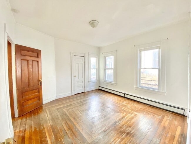 Building Photo - 53 Murray Hill Ave