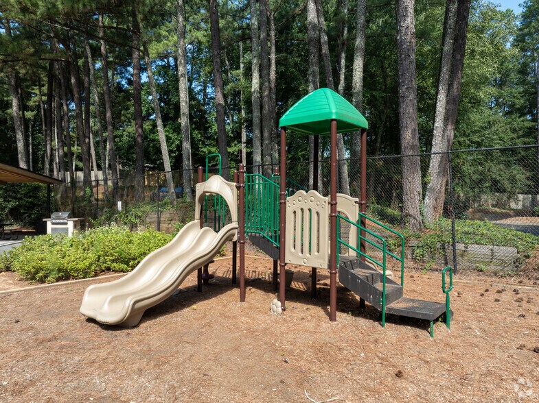 Playground - Berkeley Landing Apartments