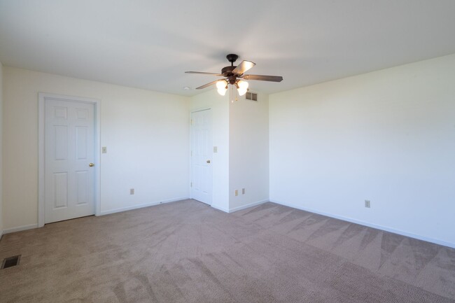 Building Photo - 3515-3517 Prescott Dr.