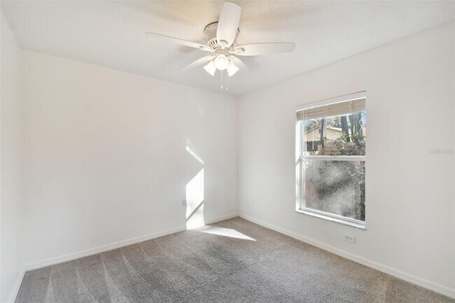 Building Photo - 7707 N Taliaferro Ave
