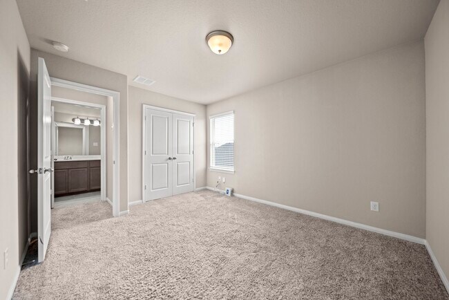 Building Photo - 17214 Broadleaf Oak Dr