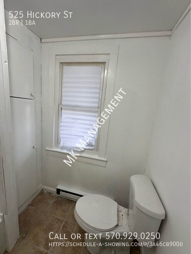 Building Photo - 525 Hickory St