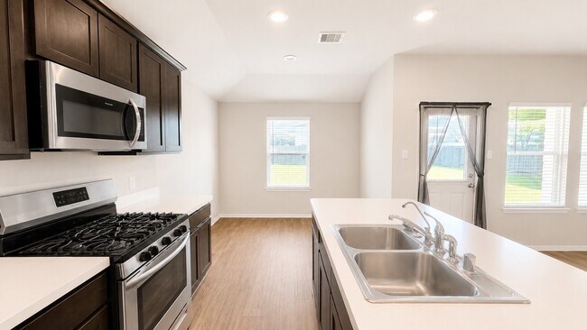 Building Photo - 6410 Indigo Cliff Dr