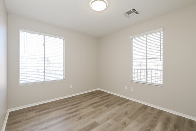 Building Photo - 1409 Winters Run Ave
