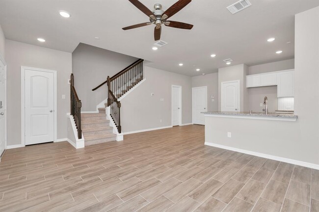Building Photo - 2834 Scanlan Mdw