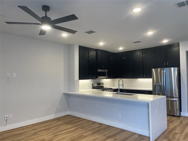 Building Photo - 7569 Reis Ln