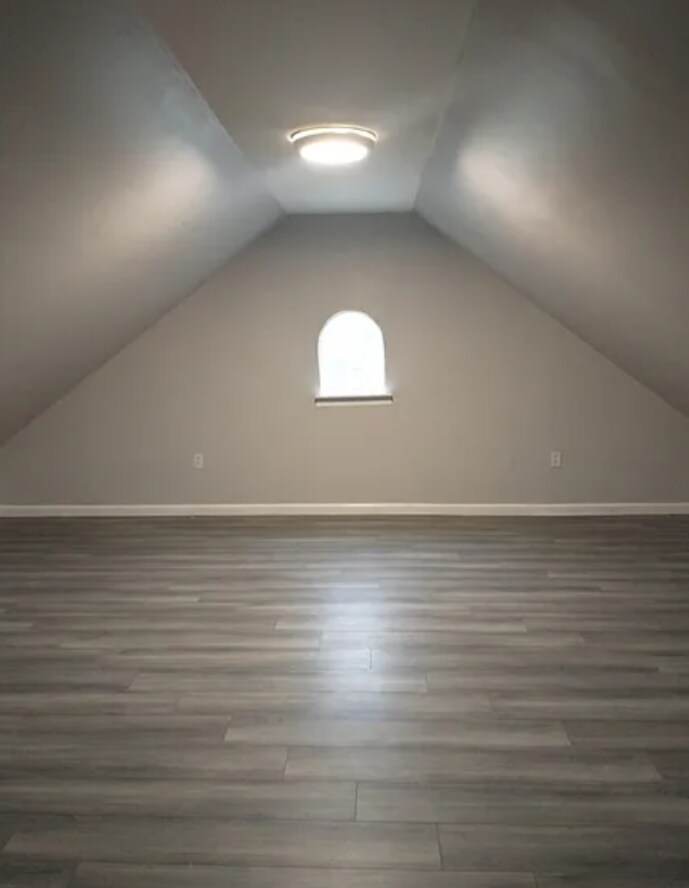 Building Photo - 1005 Waverunner Dr