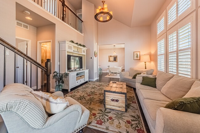 Building Photo - 5481 Cross Creek Drive