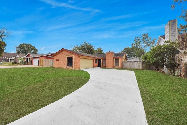 Building Photo - 3030 Ciderwood Dr