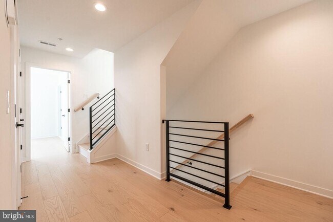 Building Photo - 3029 Bridgeview walk