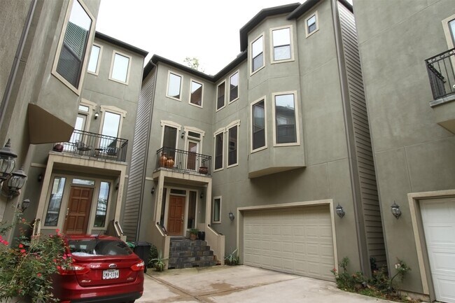 Building Photo - 5525 Kiam St