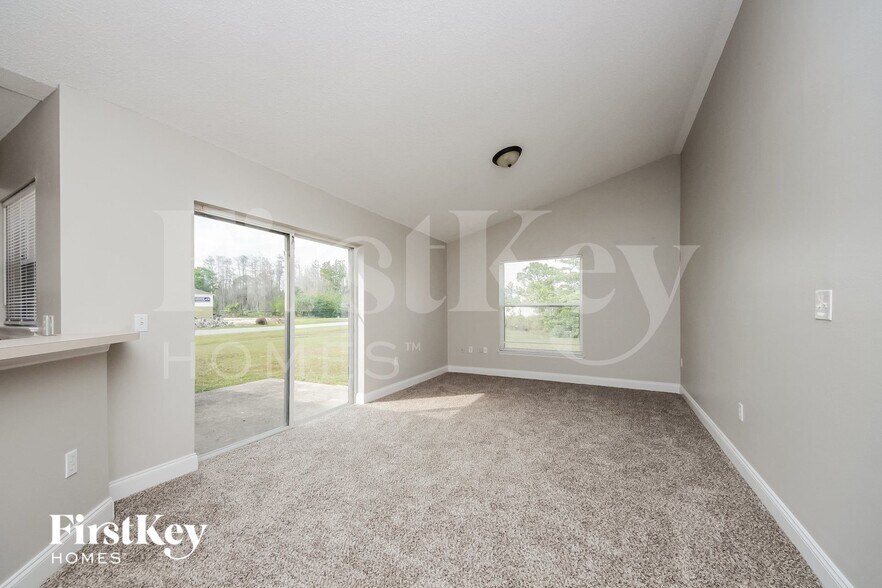 Building Photo - 256 Canterbury Ct