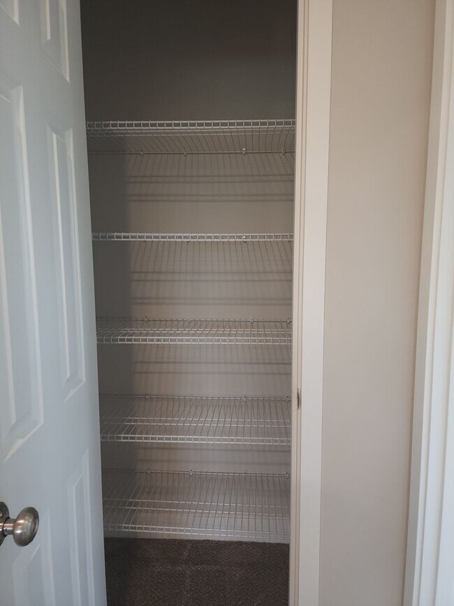 Building Photo - Yelm Creek Estates, New Construction 4 Bedroom, 2.75 Bathroom with Den