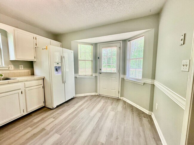 Building Photo - Dallas Rental