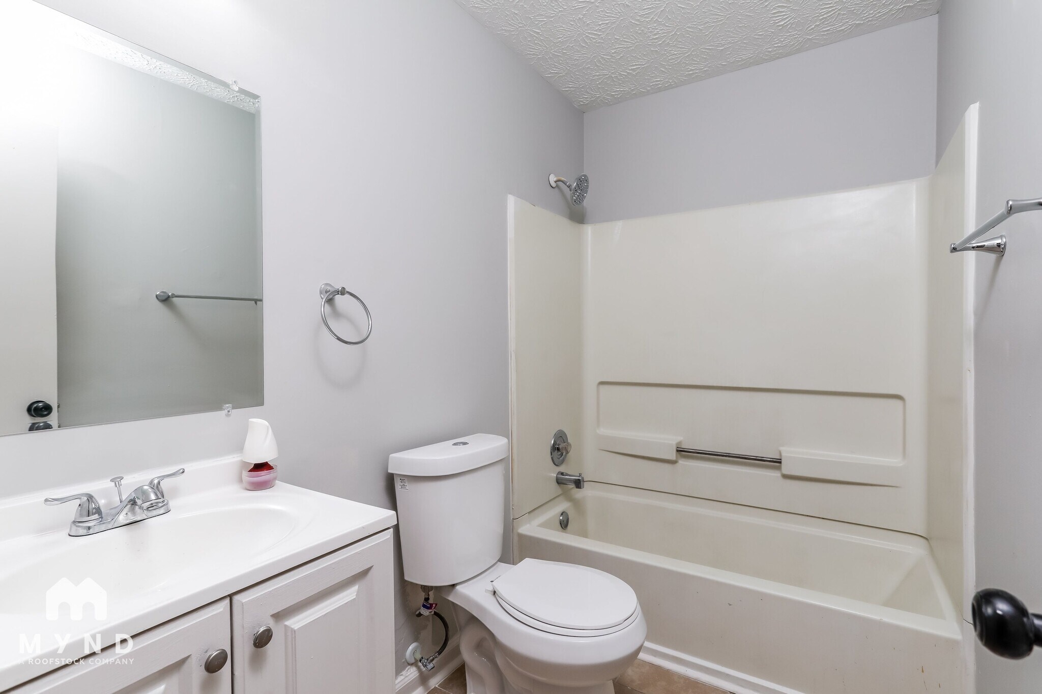Building Photo - 5550 Panola Pl