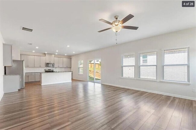 Building Photo - 6901 Durham Ln